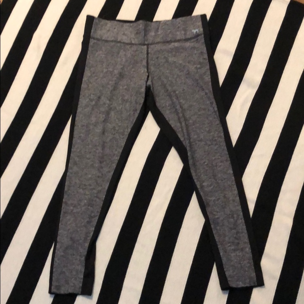 Victoria’s secret Pink yoga leggings - NWOT